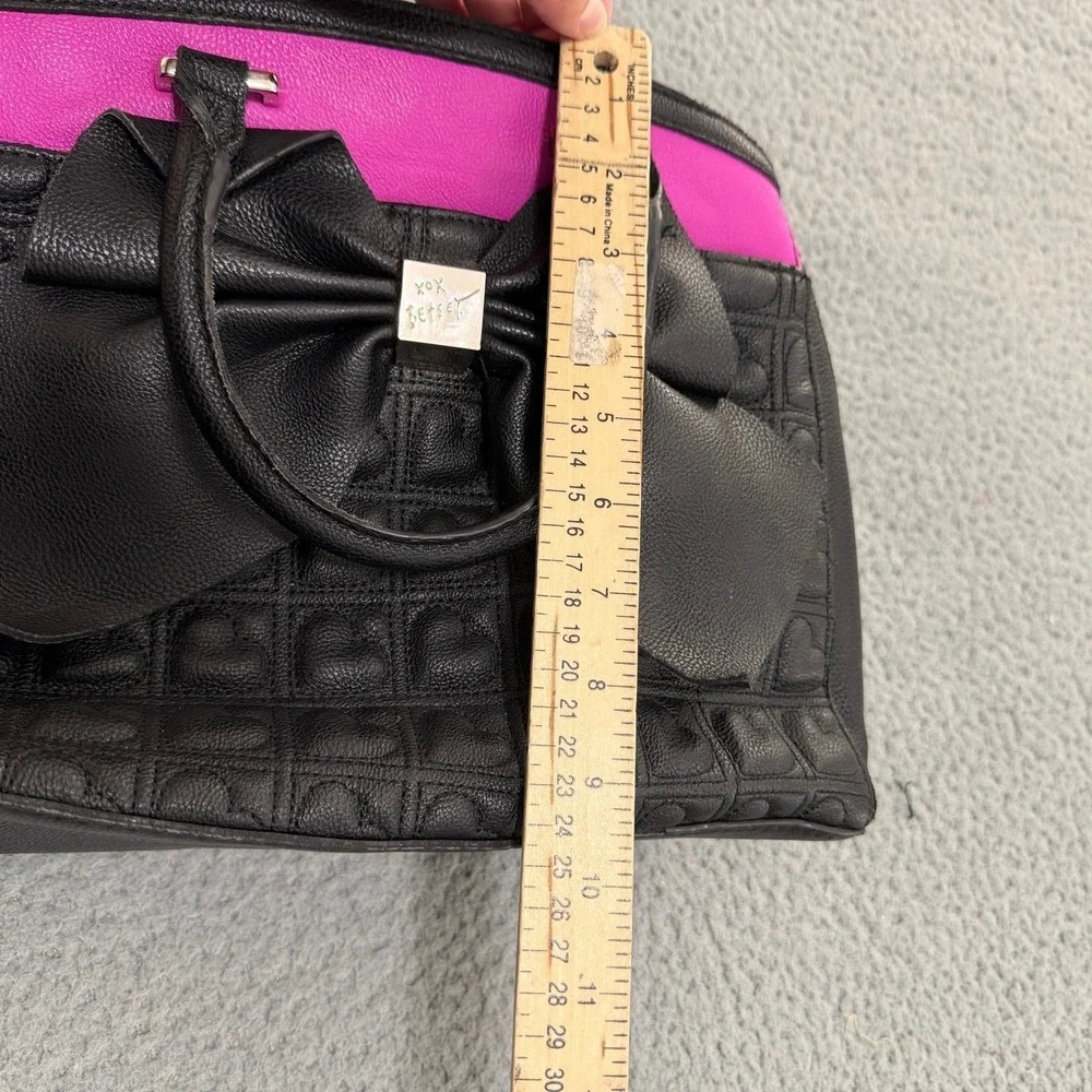 Betsey Johnson Purse Black Pink Heart Quilted Bow Satchel Crossbody Bag Strap